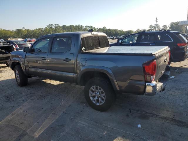 3TMAZ5CNXJM073034 - 2018 TOYOTA TACOMA DOUBLE CAB Gris photo 2