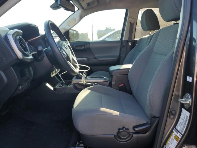 3TMAZ5CNXJM073034 - 2018 TOYOTA TACOMA DOUBLE CAB Gris photo 7
