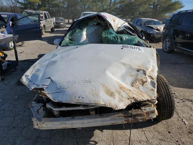 1HGCG5648WA017441 - 1998 HONDA ACCORD LX WHITE photo 5