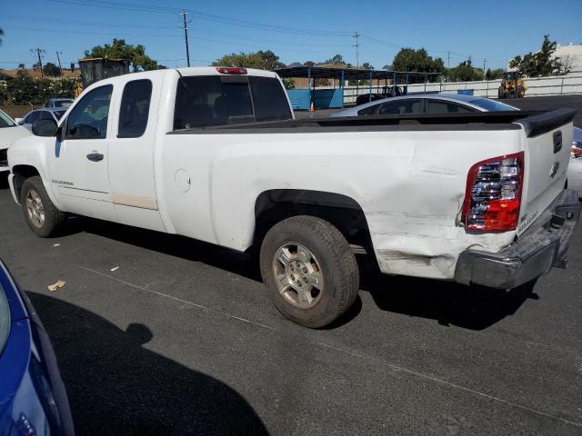 1GCEC190X8E164411 - 2008 CHEVROLET SILVERADO C1500 WHITE photo 2