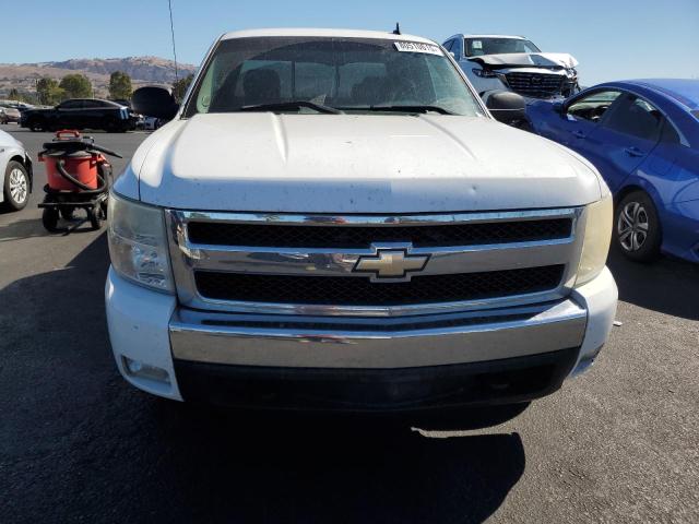 1GCEC190X8E164411 - 2008 CHEVROLET SILVERADO C1500 WHITE photo 5