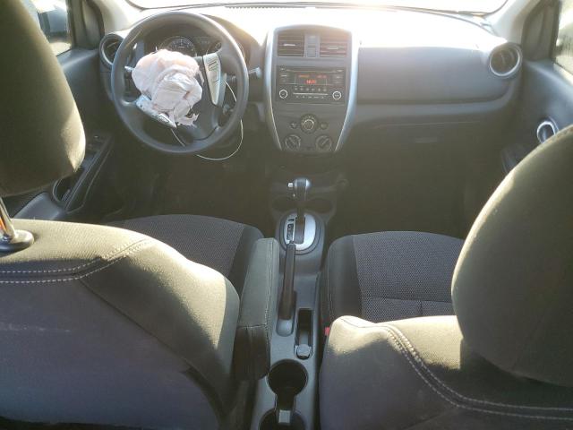 3N1CN7APXJL870316 - 2018 NISSAN VERSA S ვერცხლისფერი ფოტო 8