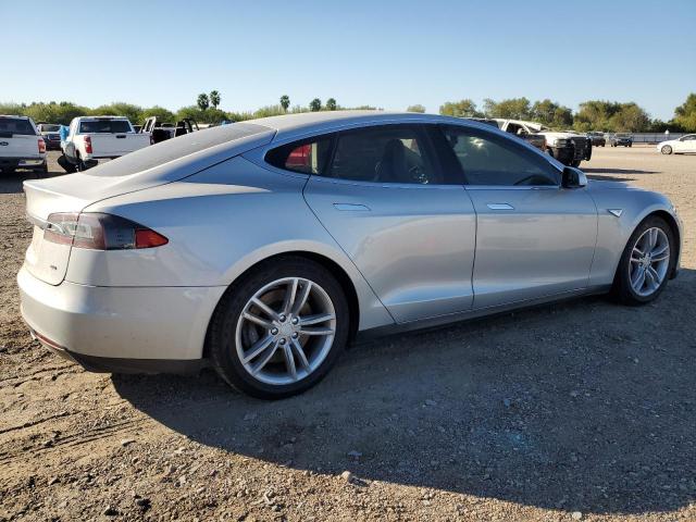 5YJSA1CG5DFP03704 - 2013 TESLA MODEL S SILVER photo 3