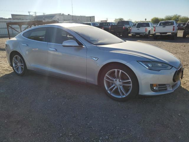 5YJSA1CG5DFP03704 - 2013 TESLA MODEL S SILVER photo 4