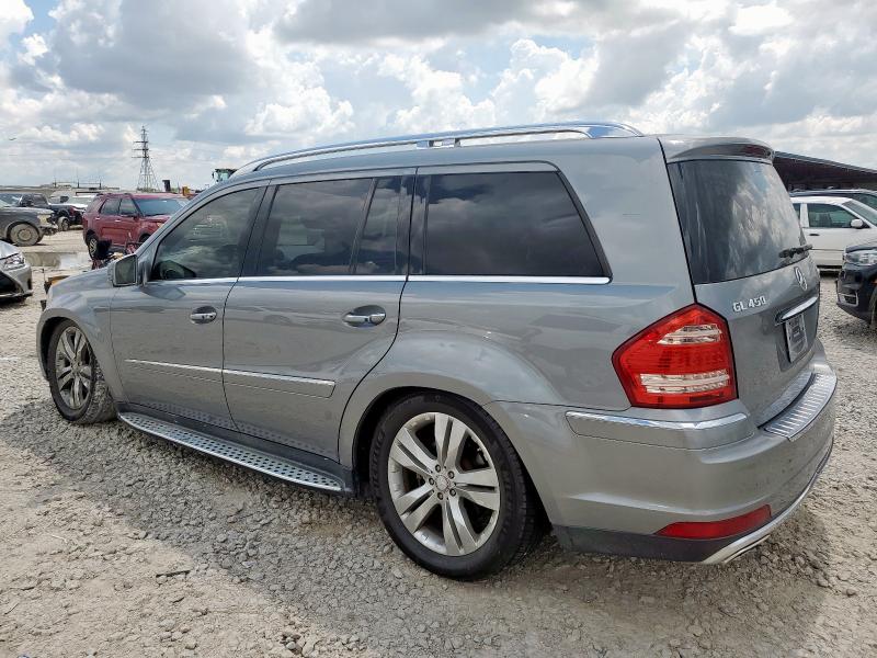 4JGBF7BE5BA742590 - 2011 MERCEDES-BENZ GL 450 4MATIC GRAY photo 2
