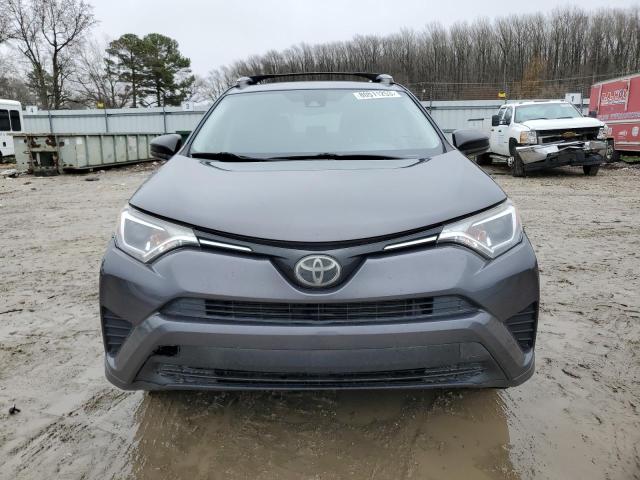 JTMBFREV1HJ127796 - 2017 TOYOTA RAV4 LE GRAY photo 5