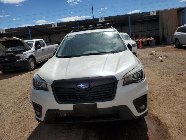 JF2SKAUC5KH542732 - 2019 SUBARU FORESTER LIMITED თეთრი ფოტო 5
