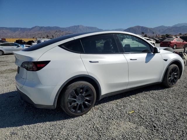 7SAYGDEE0PA110021 - 2023 TESLA MODEL Y WHITE photo 3