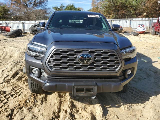 3TMCZ5AN9PM553201 - 2023 TOYOTA TACOMA DOUBLE CAB GRAY photo 5