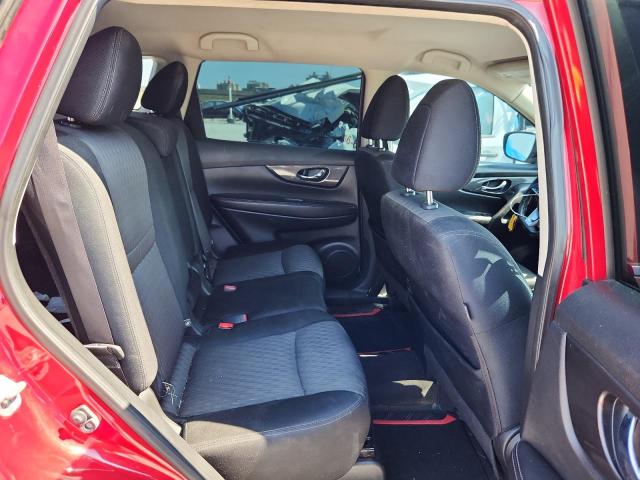 JN8AT2MT6HW393754 - 2017 NISSAN ROGUE S RED photo 11
