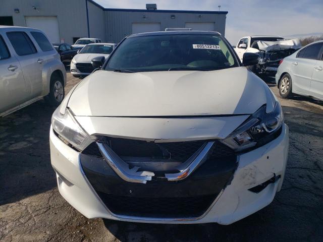 1N4AA6AP6HC402735 - 2017 NISSAN MAXIMA 3.5S WHITE photo 5