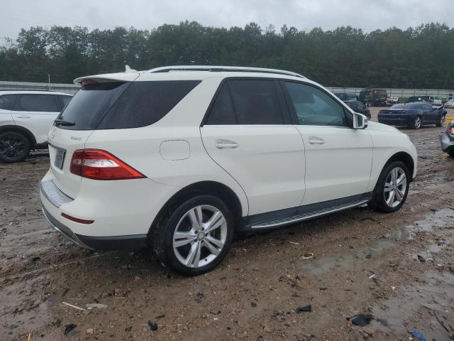 4JGDA5HB7DA104594 - 2013 MERCEDES-BENZ ML 350 4MATIC WHITE photo 3