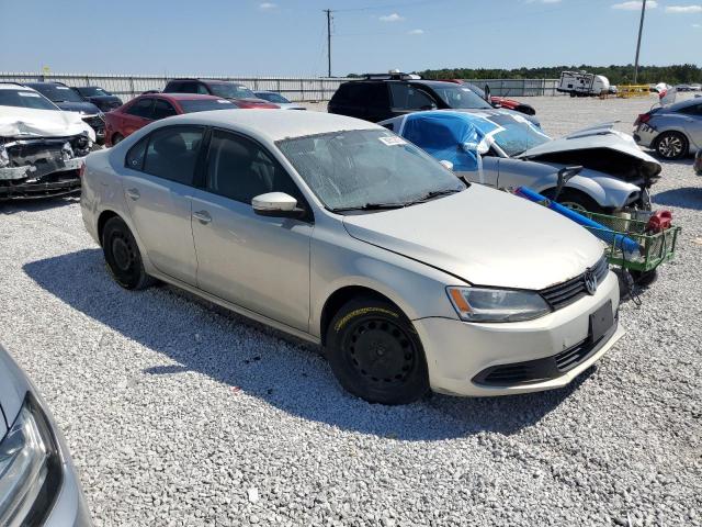 3VWDX7AJ3BM357621 - 2011 VOLKSWAGEN JETTA SE 银色 照片 4