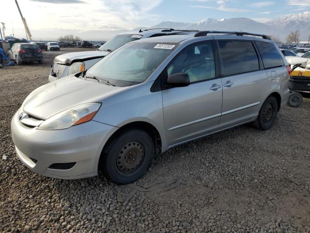 2009 TOYOTA SIENNA CE, 