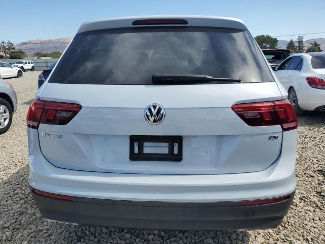 3VV1B7AXXJM158851 - 2018 VOLKSWAGEN TIGUAN S WHITE photo 6