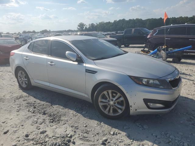 5XXGM4A75DG208319 - 2013 KIA OPTIMA LX 银色 照片 4