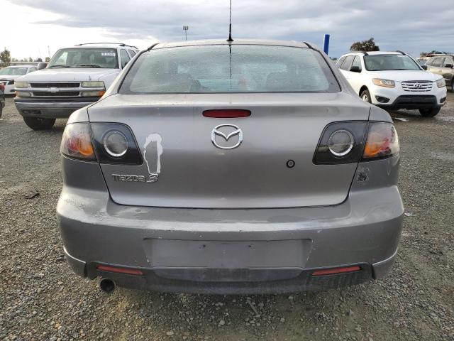 JM1BK123351270390 - 2005 MAZDA 3 S GRAY photo 6