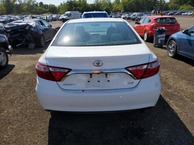 4T1BF1FK3HU645229 - 2017 TOYOTA CAMRY LE WHITE photo 6