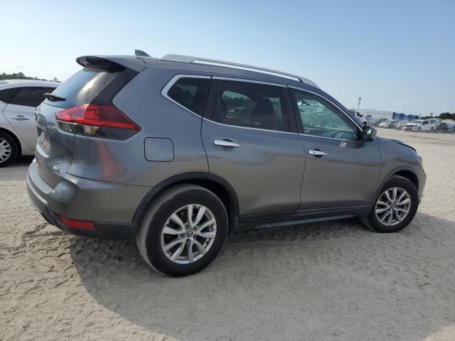 KNMAT2MT0JP518260 - 2018 NISSAN ROGUE S GRAY photo 3