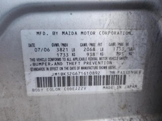 JM1BK32G671610892 - 2007 MAZDA 3 I SILVER photo 12