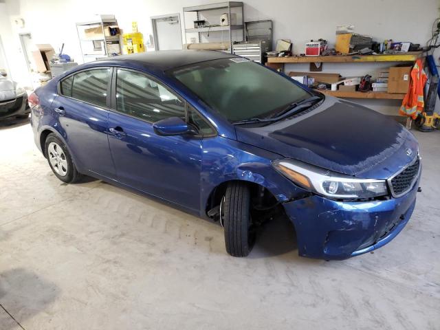 3KPFK4A76JE255302 - 2018 KIA FORTE LX BLUE photo 4