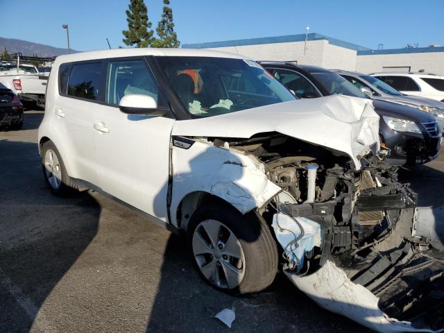 KNDJN2A27F7774604 - 2015 KIA SOUL WHITE photo 4