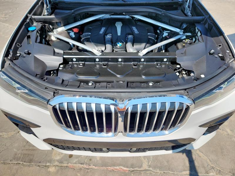 5UXCX4C52KLS37502 - 2019 BMW X7 XDRIVE50I WHITE photo 12