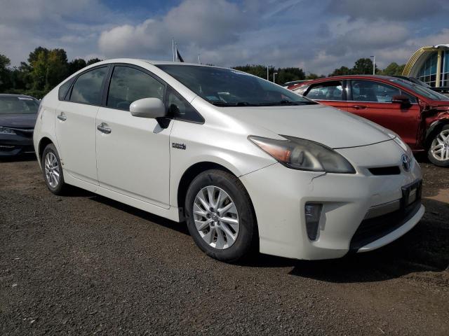 JTDKN3DP4D3036832 - 2013 TOYOTA PRIUS PLUG თეთრი ფოტო 4