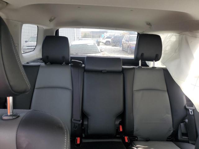 JTEFU5JR4R5309166 - 2024 TOYOTA 4RUNNER SR5 ნაცრისფერი ფოტო 10