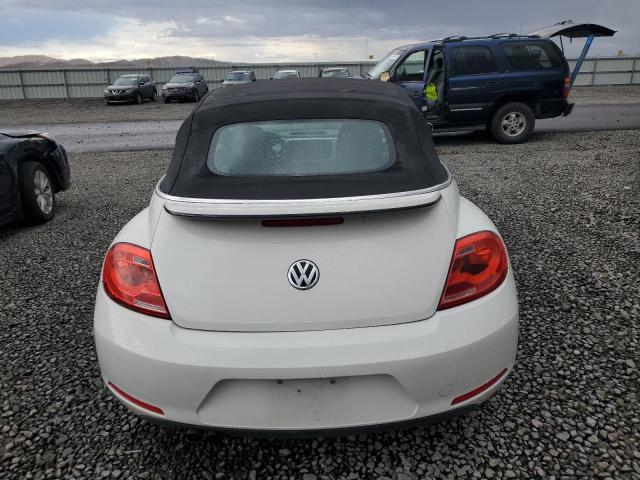 3VW5P7AT0DM826754 - 2013 VOLKSWAGEN BEETLE WHITE photo 6
