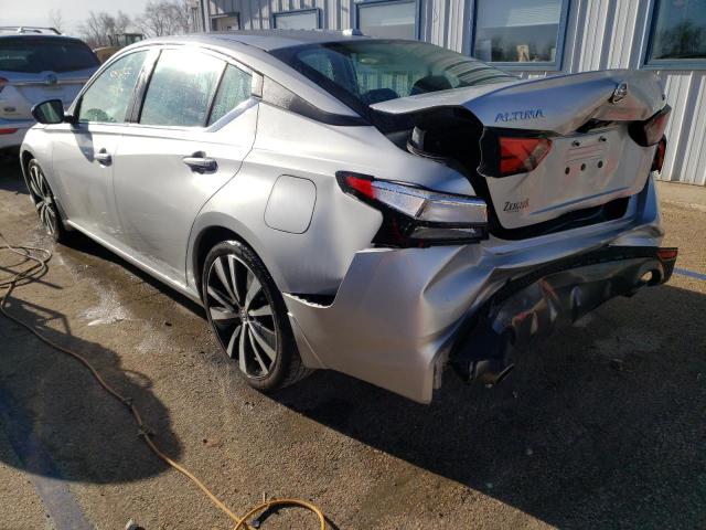 1N4BL4CV2KC149712 - 2019 NISSAN ALTIMA SR SILVER photo 2