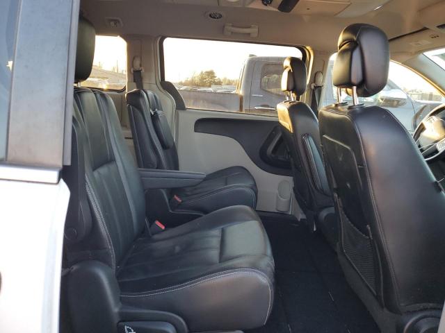 2C4RC1BG0ER382039 - 2014 CHRYSLER TOWN & COU TOURING WHITE photo 11