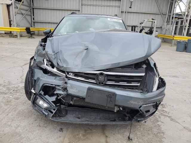 3VV3B7AX7LM149133 - 2020 VOLKSWAGEN TIGUAN SE GRAY photo 5