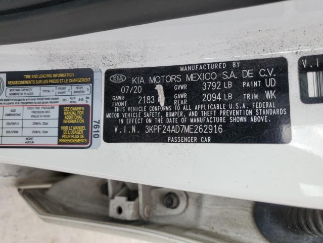 3KPF24AD7ME262916 - 2021 KIA FORTE FE WHITE photo 13