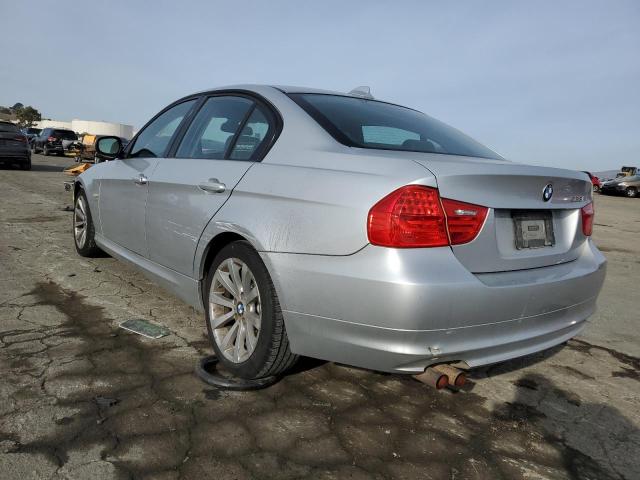 WBAPK5C57BF124065 - 2011 BMW 328 XI SULEV SILVER photo 2