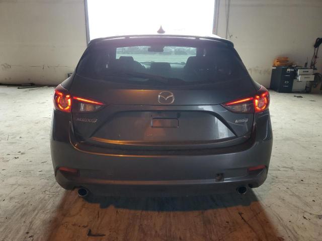 JM1BN1M30H1144495 - 2017 MAZDA 3 GRAND TOURING رمادي صورة 6