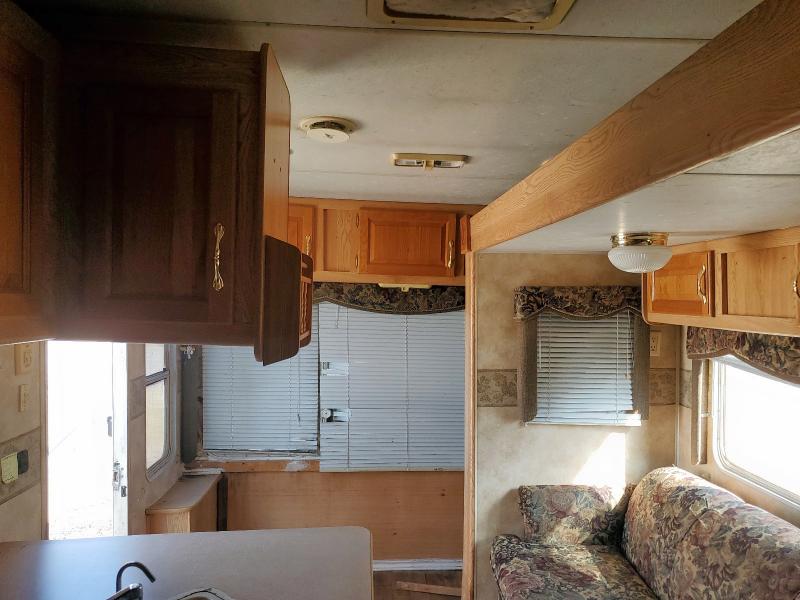 4YDF2752537306496 - 2003 KEYSTONE HORNET Blanc photo 6