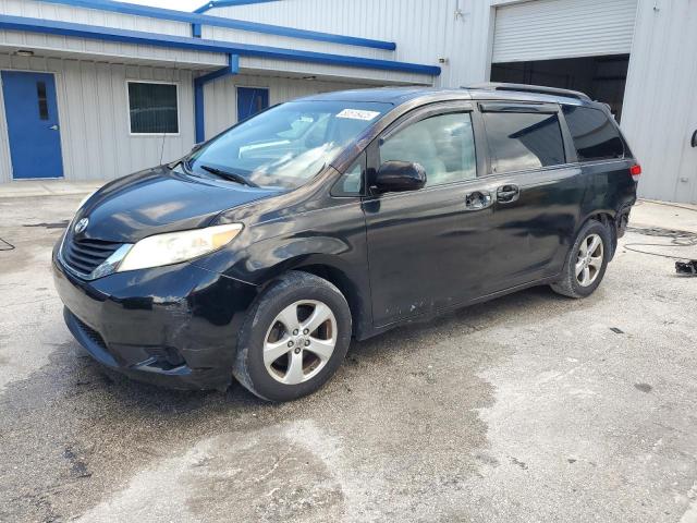 2011 TOYOTA SIENNA LE, 