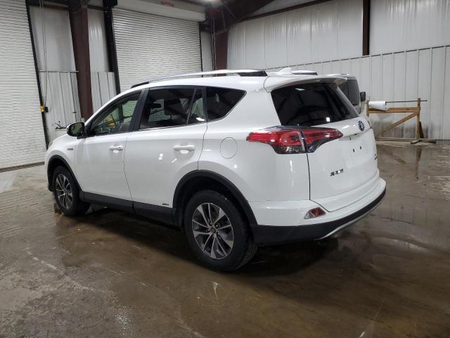 JTMRJREV7HD134392 - 2017 TOYOTA RAV4 HV LE WHITE photo 2