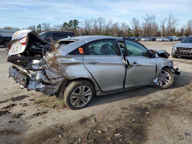 5NPEB4AC8EH842370 - 2014 HYUNDAI SONATA GLS SILVER photo 3