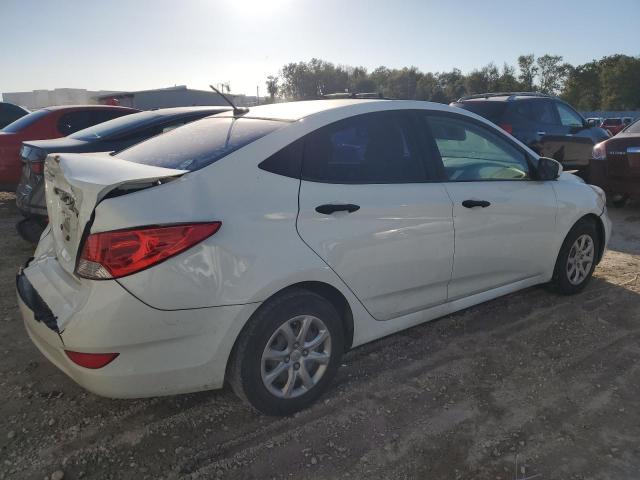 KMHCT4AEXCU095116 - 2012 HYUNDAI ACCENT GLS WHITE photo 3