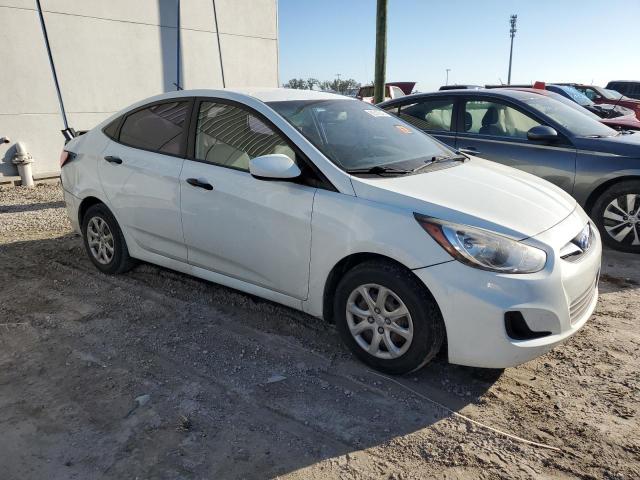 KMHCT4AEXCU095116 - 2012 HYUNDAI ACCENT GLS WHITE photo 4