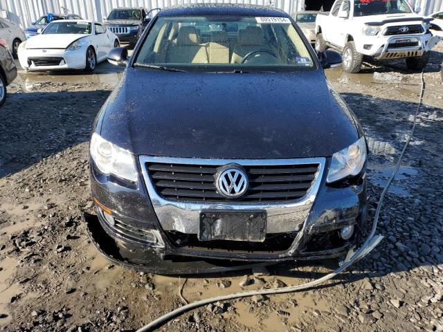 WVWJK73C69E069854 - 2009 VOLKSWAGEN PASSAT TURBO BLACK photo 5