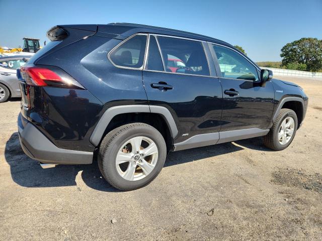 4T3RWRFV9MU048191 - 2021 TOYOTA RAV4 XLE BLACK photo 3