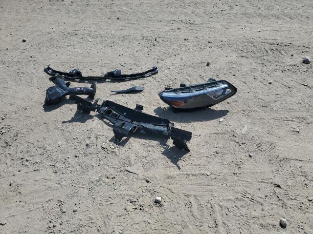 1G1ZD5ST3JF216089 - 2018 CHEVROLET MALIBU LT WHITE photo 12