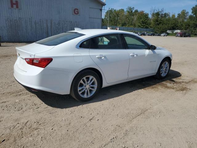 1G1ZD5ST3JF216089 - 2018 CHEVROLET MALIBU LT WHITE photo 3