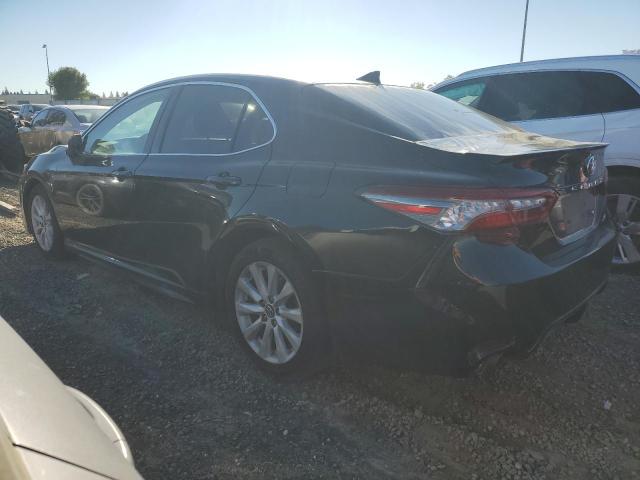 4T1B61HK5JU080288 - 2018 TOYOTA CAMRY XSE BLACK photo 2