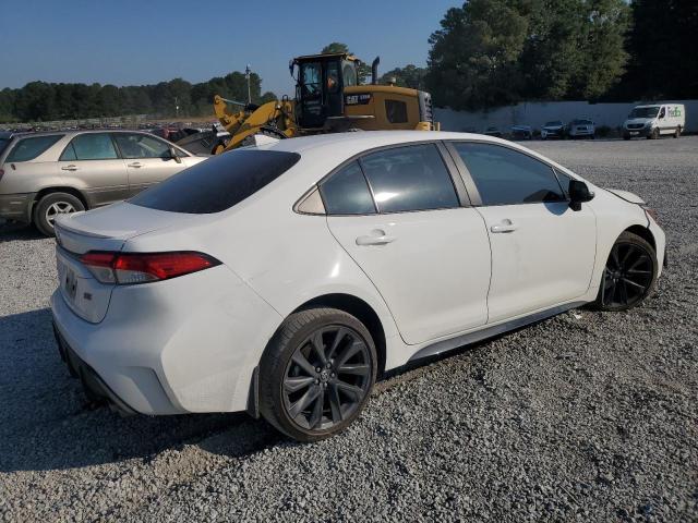 5YFS4MCE3RP215760 - 2024 TOYOTA COROLLA SE WHITE photo 3