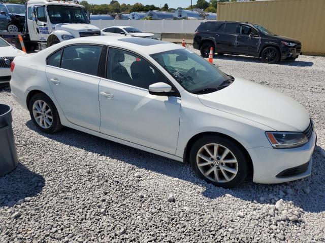 3VWD17AJ4EM444675 - 2014 VOLKSWAGEN JETTA SE WHITE photo 4