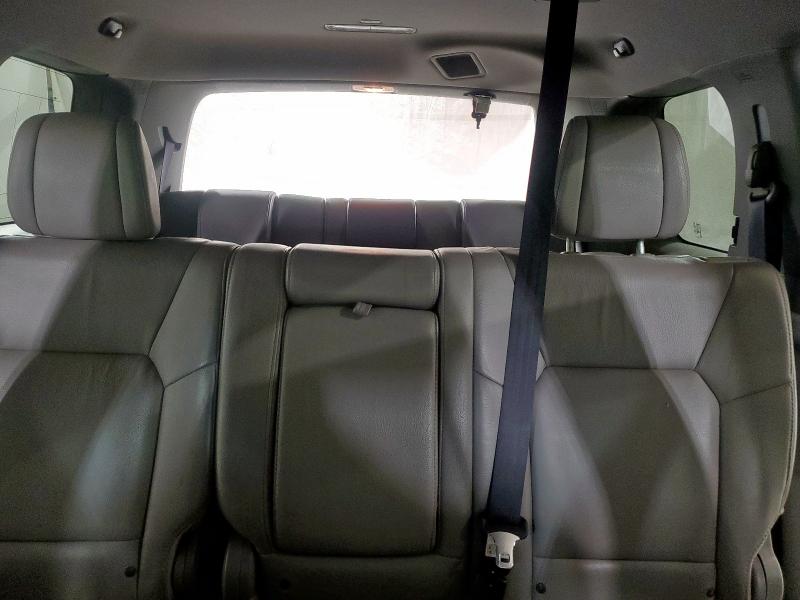 5FNYF3H66CB026992 - 2012 HONDA PILOT EXL WHITE photo 10